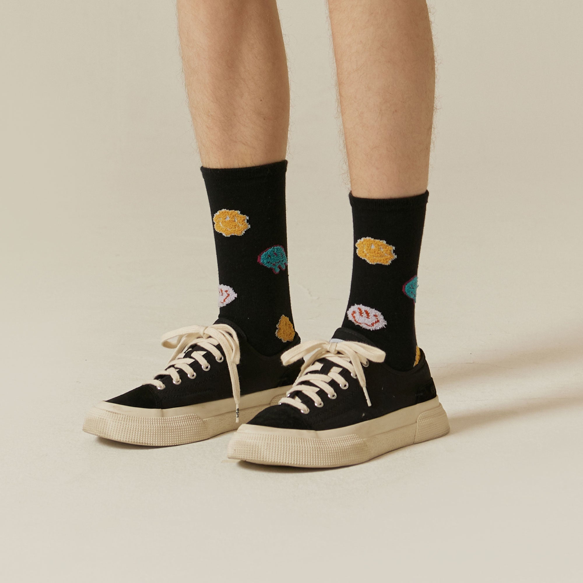 Ghost Smile Crew Socks 1 Pair Socks