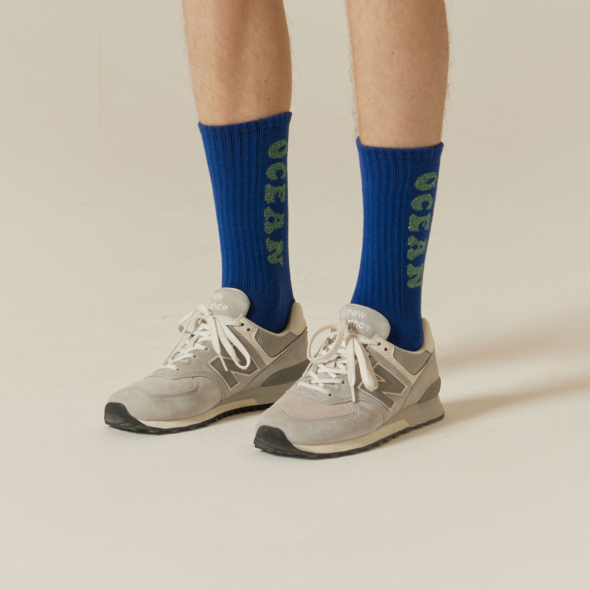 MOC Crew High 1 Pair Socks