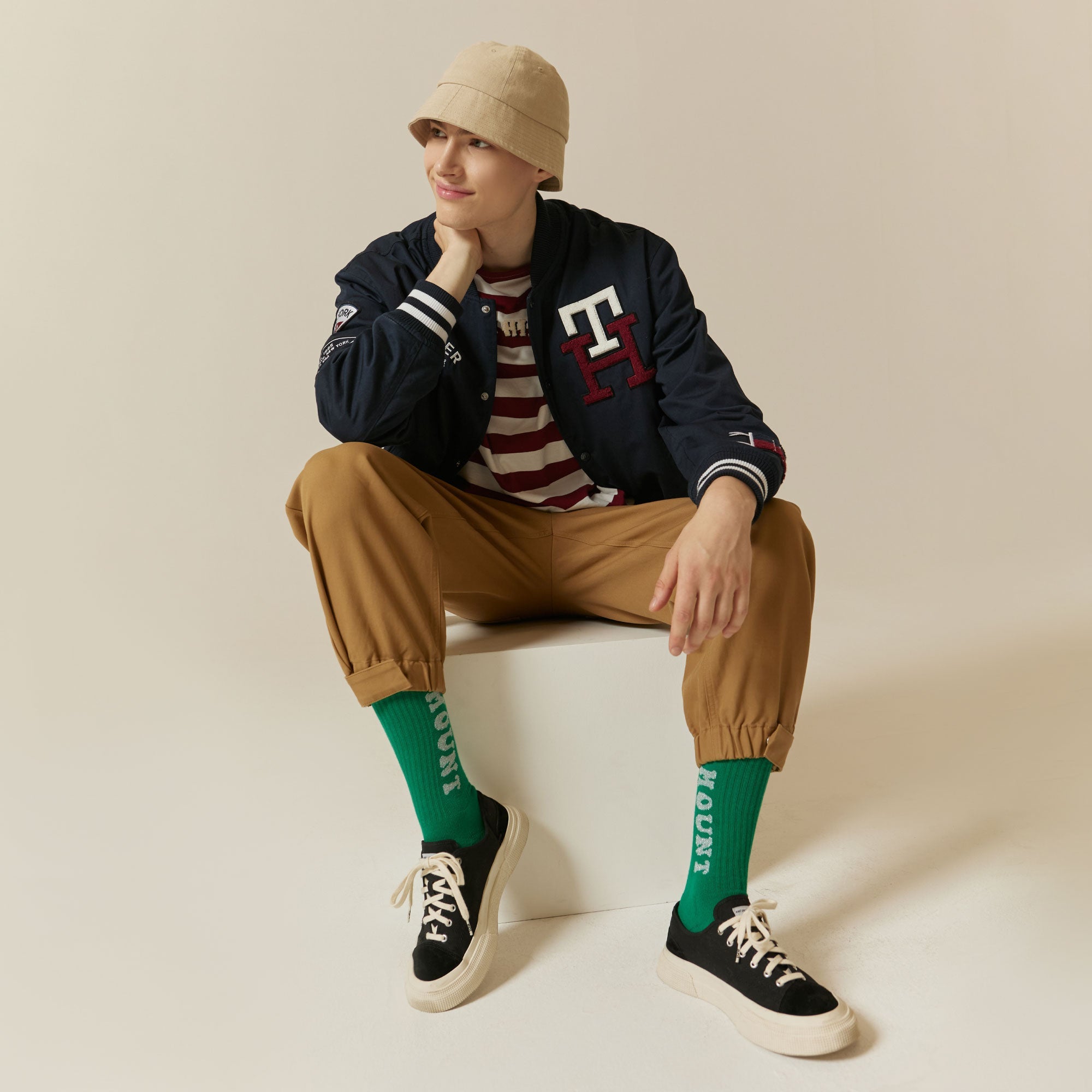 MOC Crew High 1 Pair Socks